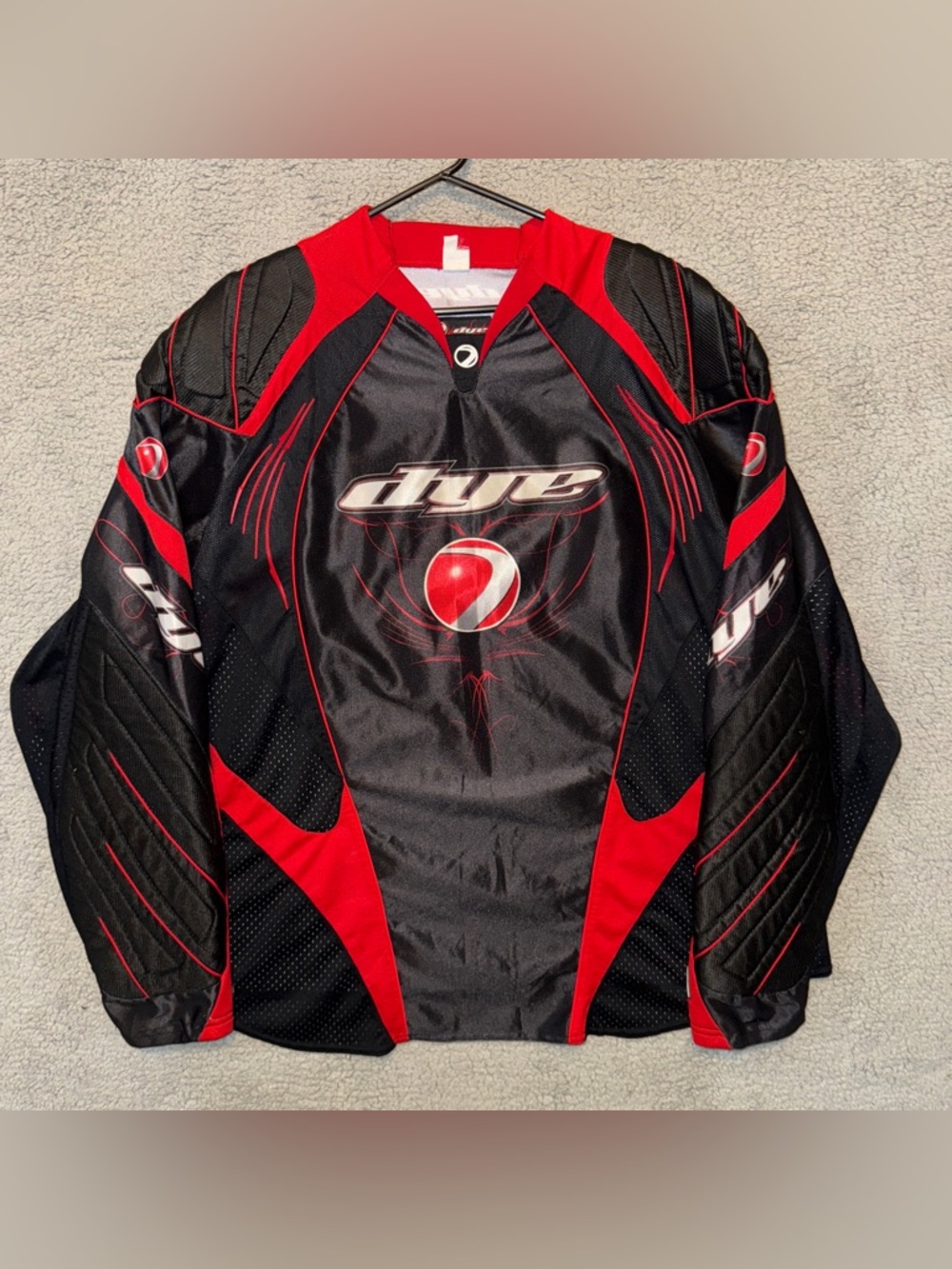 Dye C5 Paintball Jersey XXL Black Red Padded